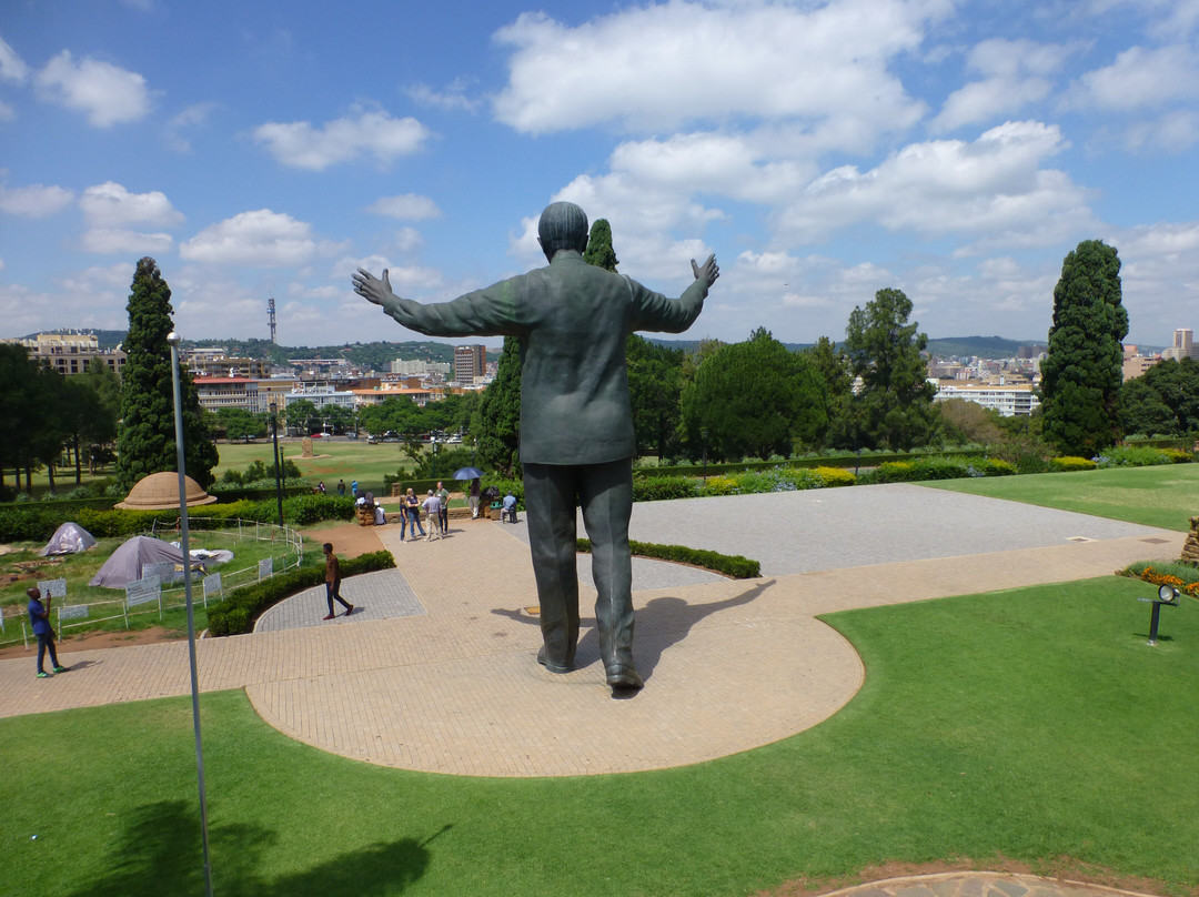 Statue of Nelson Mandela-比勒陀利亚必去景点