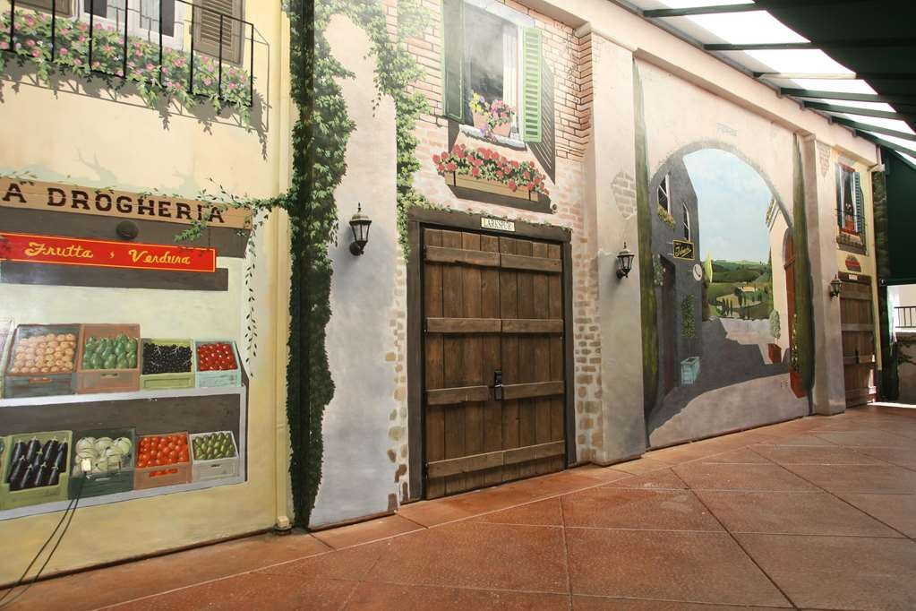 费尔菲尔德希尔顿花园酒店主图