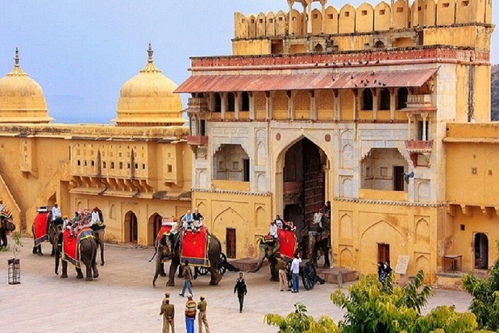 Car Rentals Agra- Raj Travel-阿格拉必去景点