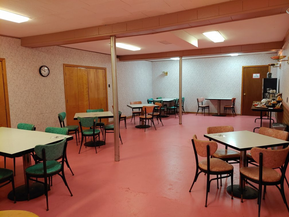 The Lancaster Motel主图