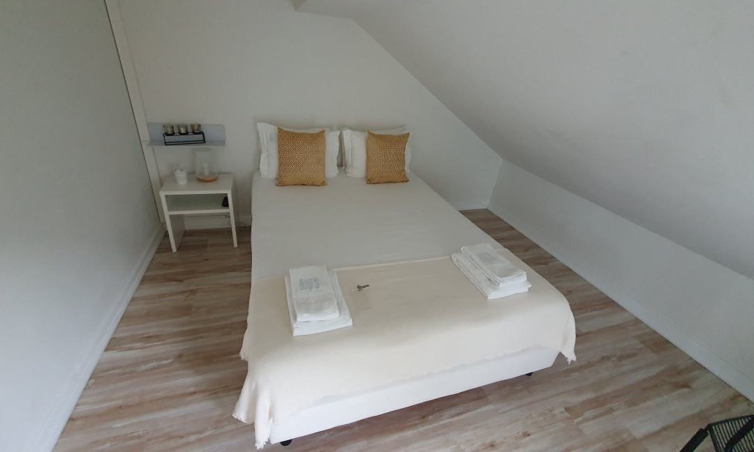 JR Studios & Suites I Rius I主图