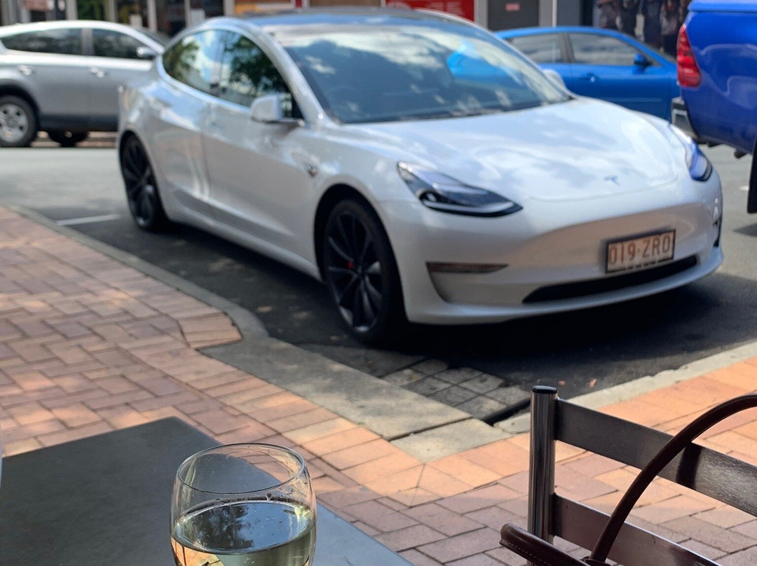 Queenslander Hotel主图