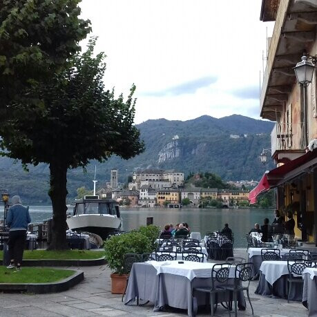 Piazza Motta景点图片