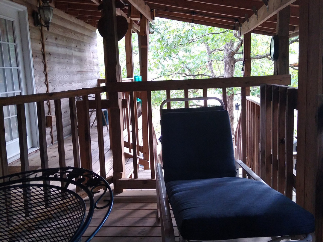 Knotty And Nice Cabins, Inc.主图