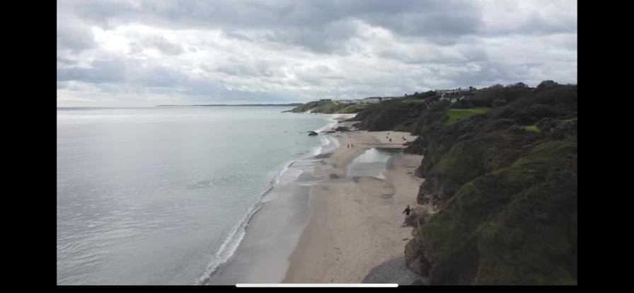 Ballymoney Beach景点图片