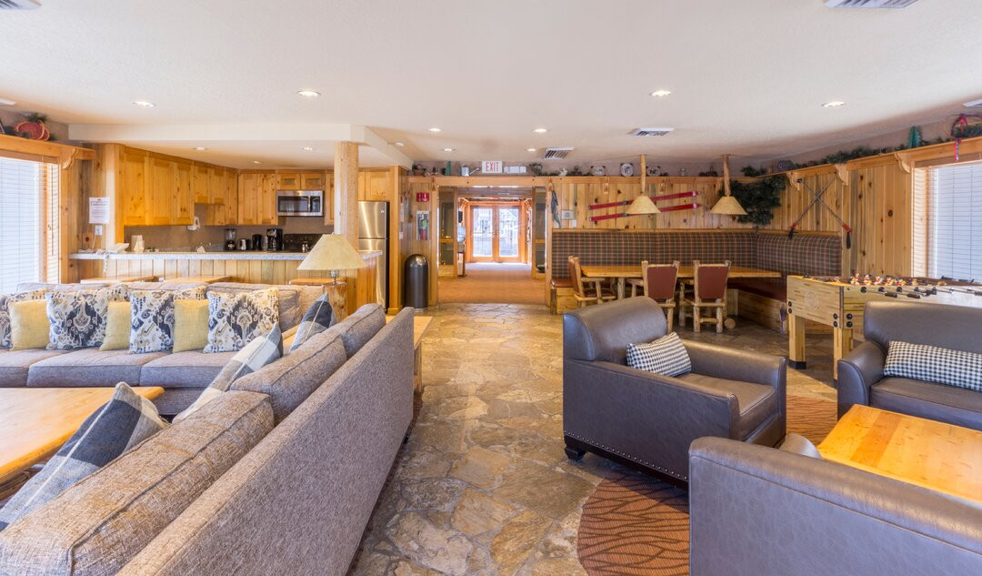 斯阔谷红太狼小屋主图