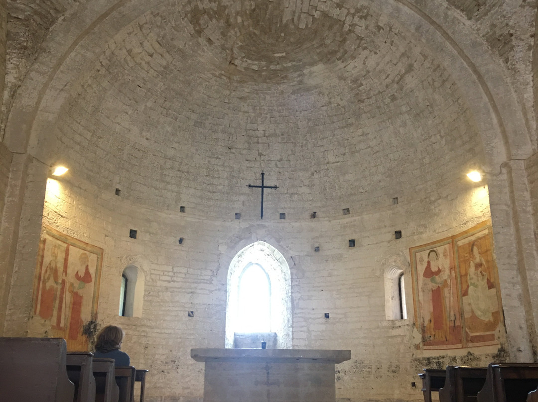 Abbazia San Vincenzo al Furlo-Acqualagna必去景点