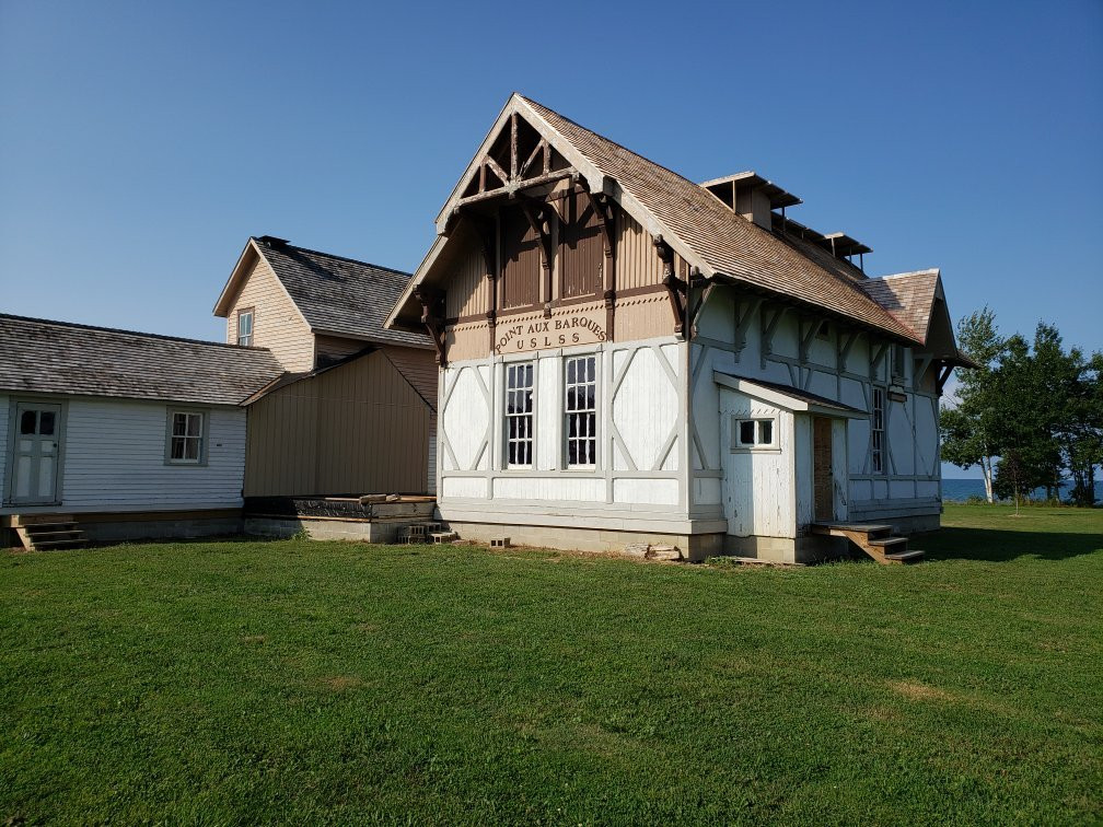 Pointe aux Barques Lighthouse景点图片