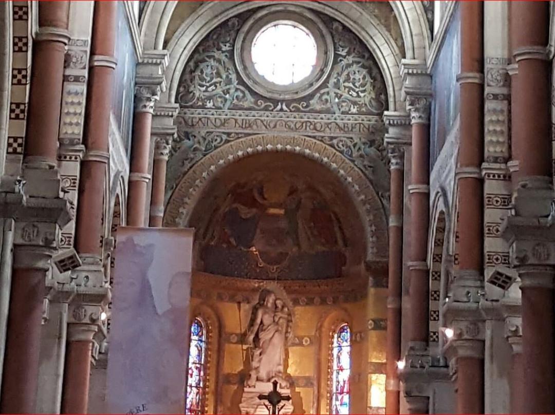 Basilique Notre-Dame de Brebières景点图片