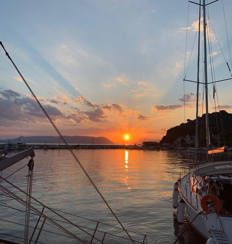 Charter for Fun-Skiathos Town必去景点