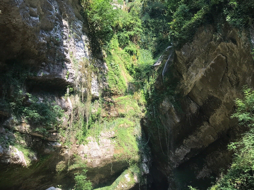 Past Drakona Canyon景点图片