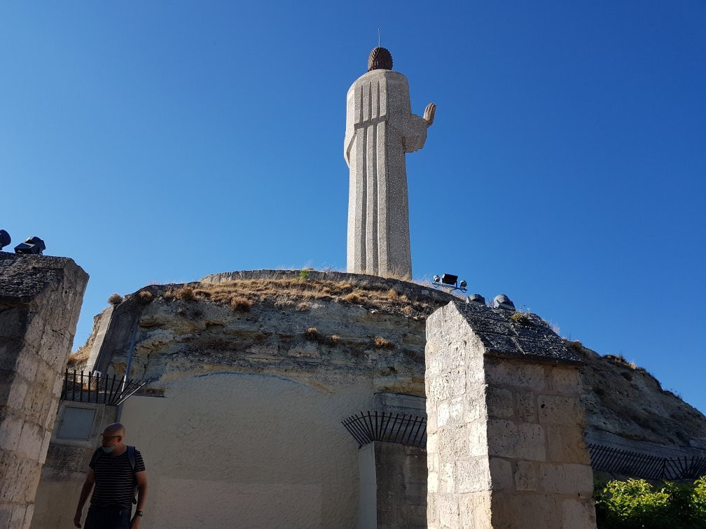 Cristo del Otero景点图片