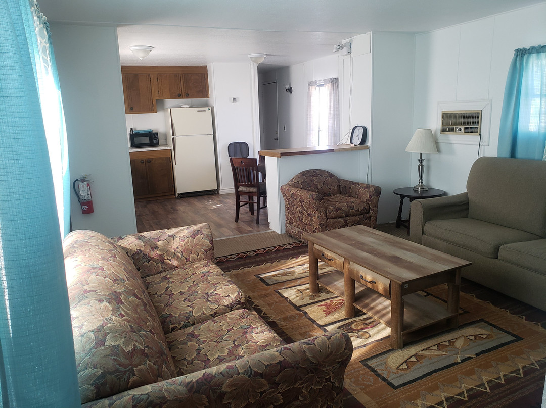 Little A'Le'Inn主图