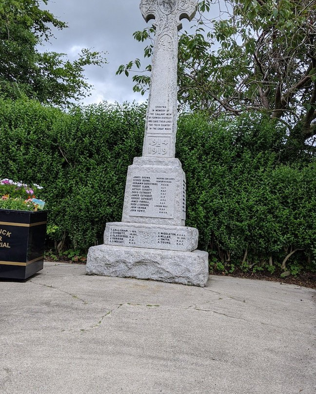Fenwick War Memorial景点图片