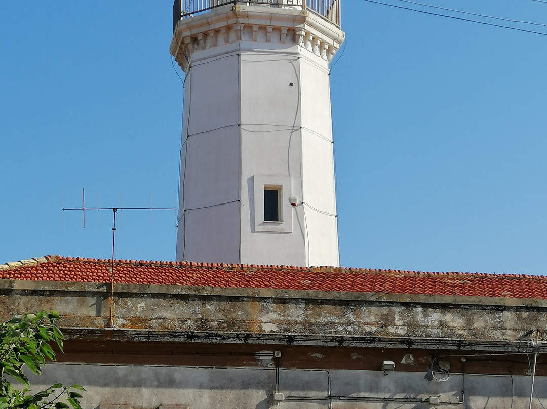 Faro di Capo Rizzuto景点图片