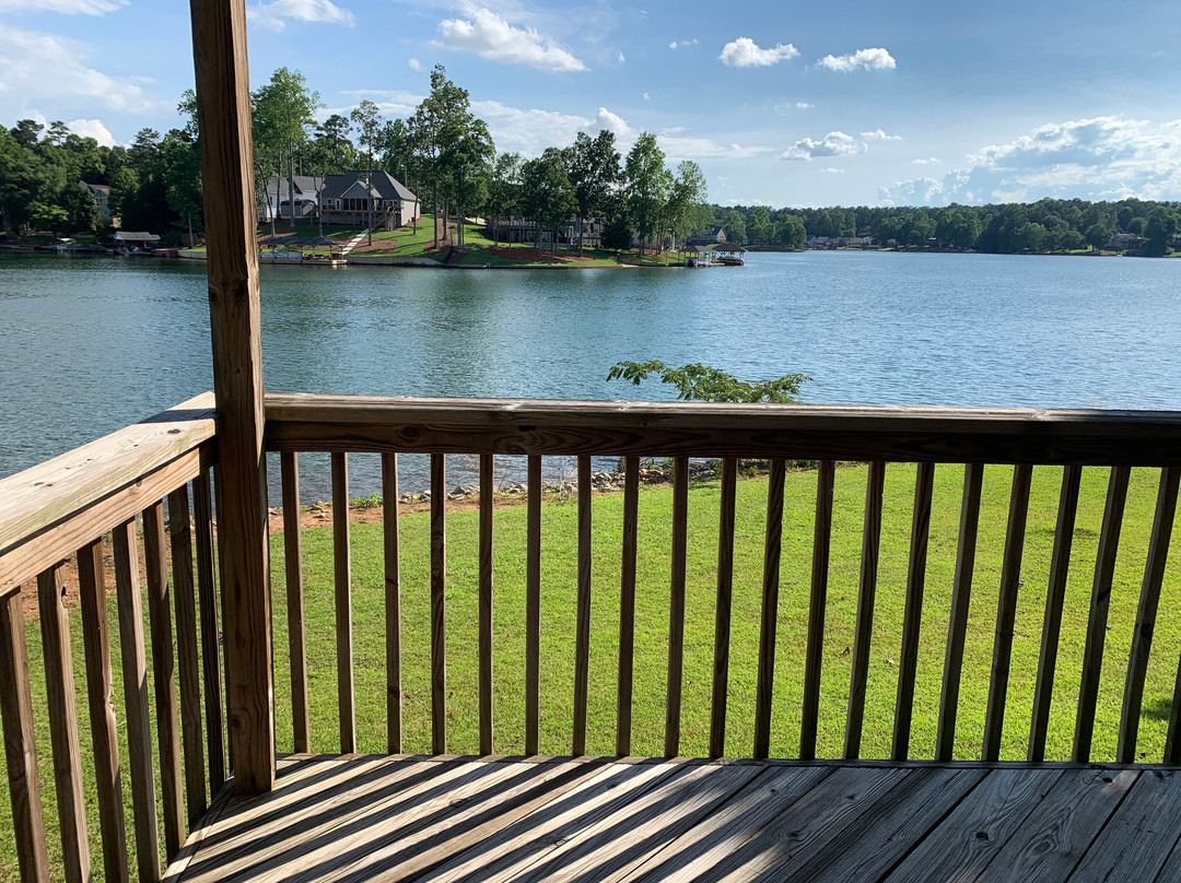 Lake Tara Iii By Evrentals主图