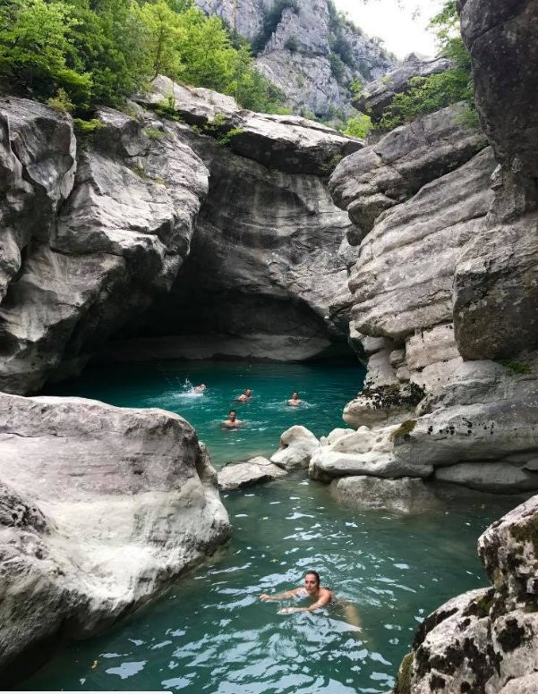 Osum Canyon (Kanioni i Osumit)景点图片