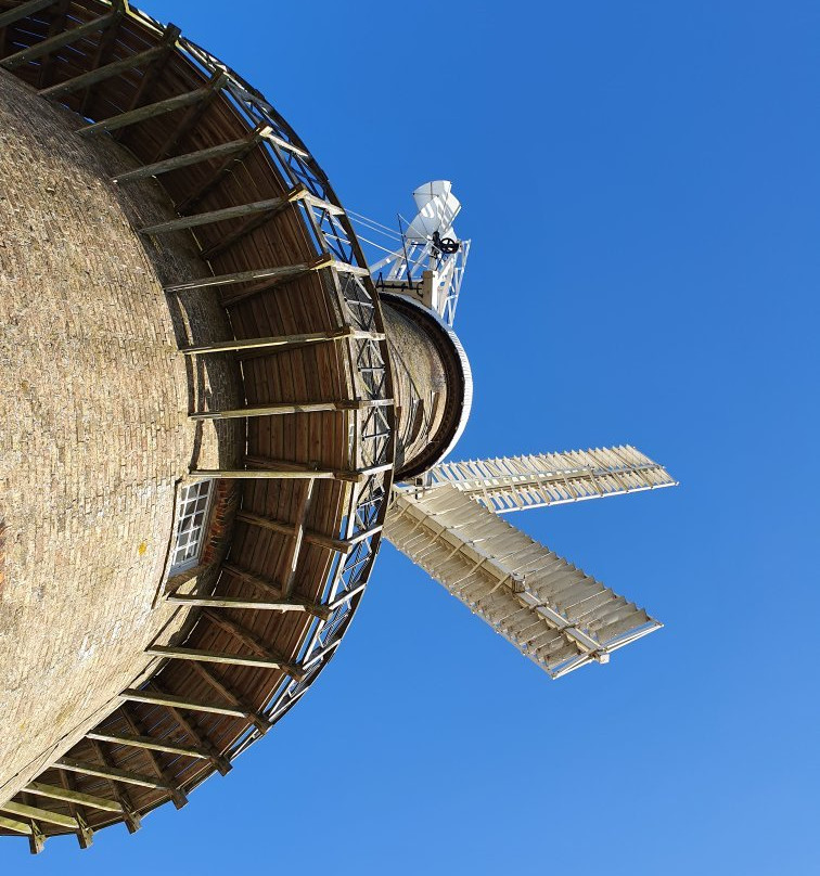 Moulton Windmill景点图片