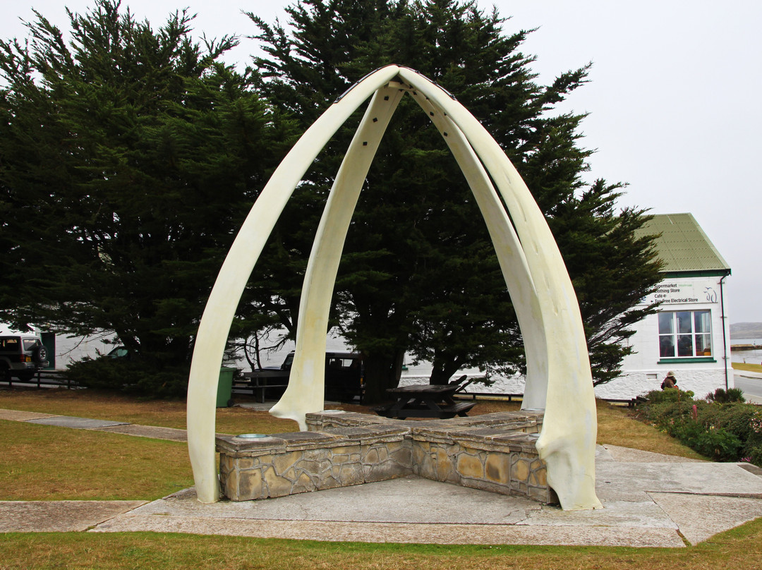 Whalebone Arch-Stanley必去景点