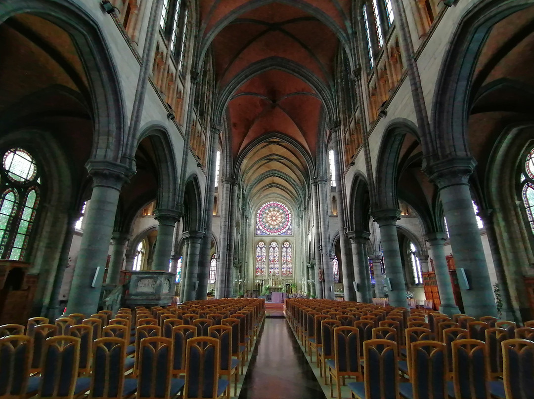 St. Martin's Church-阿尔隆必去景点