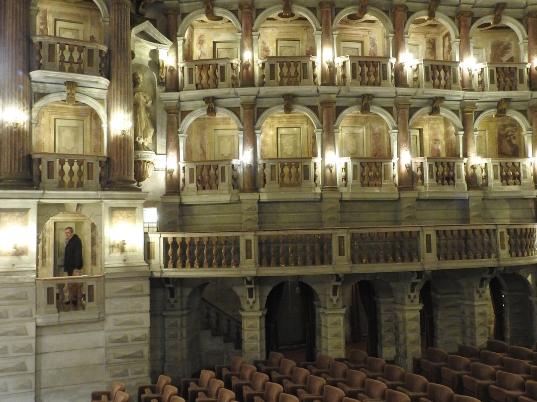 Teatro Bibiena-曼托瓦必去景点