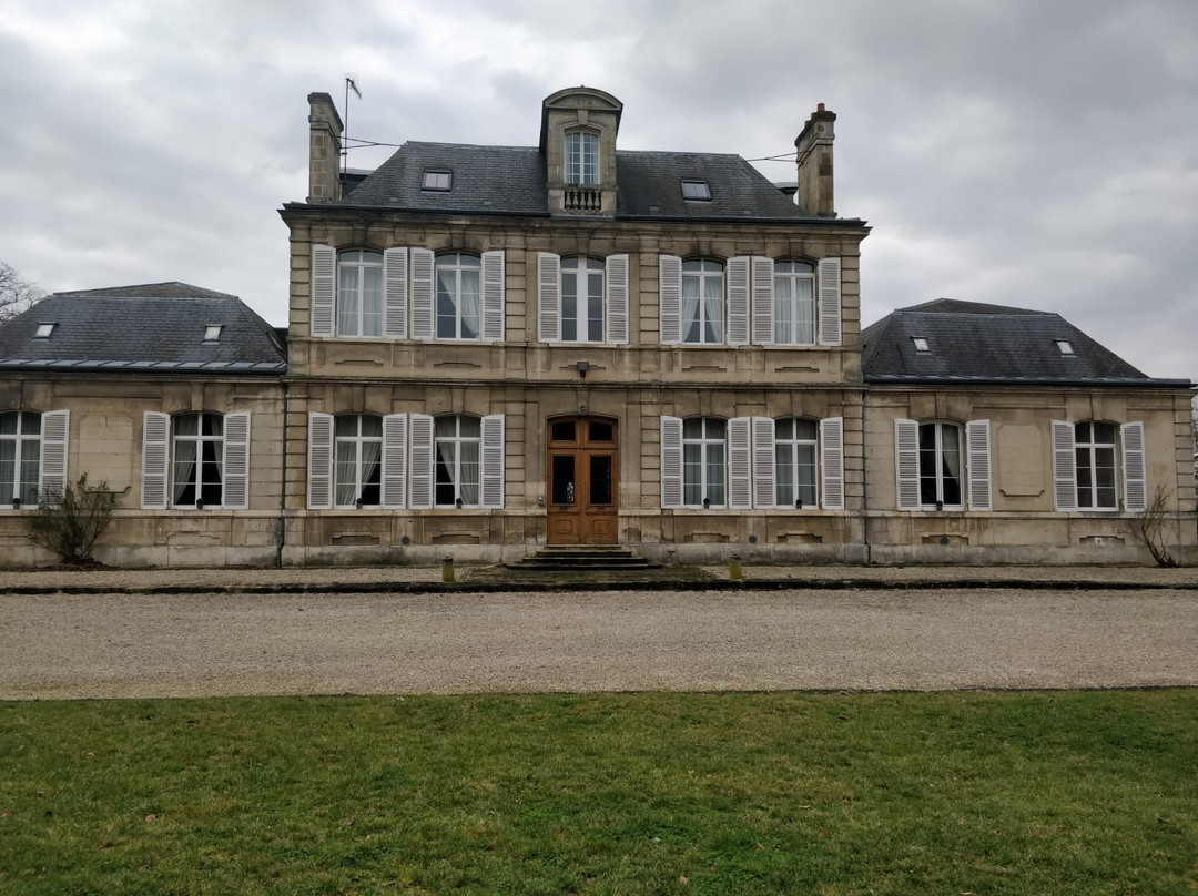Grand gîte 15 pers La Carriere l'Eveque主图