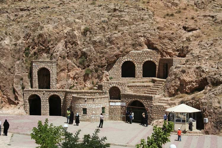 Katalekhor Cave景点图片