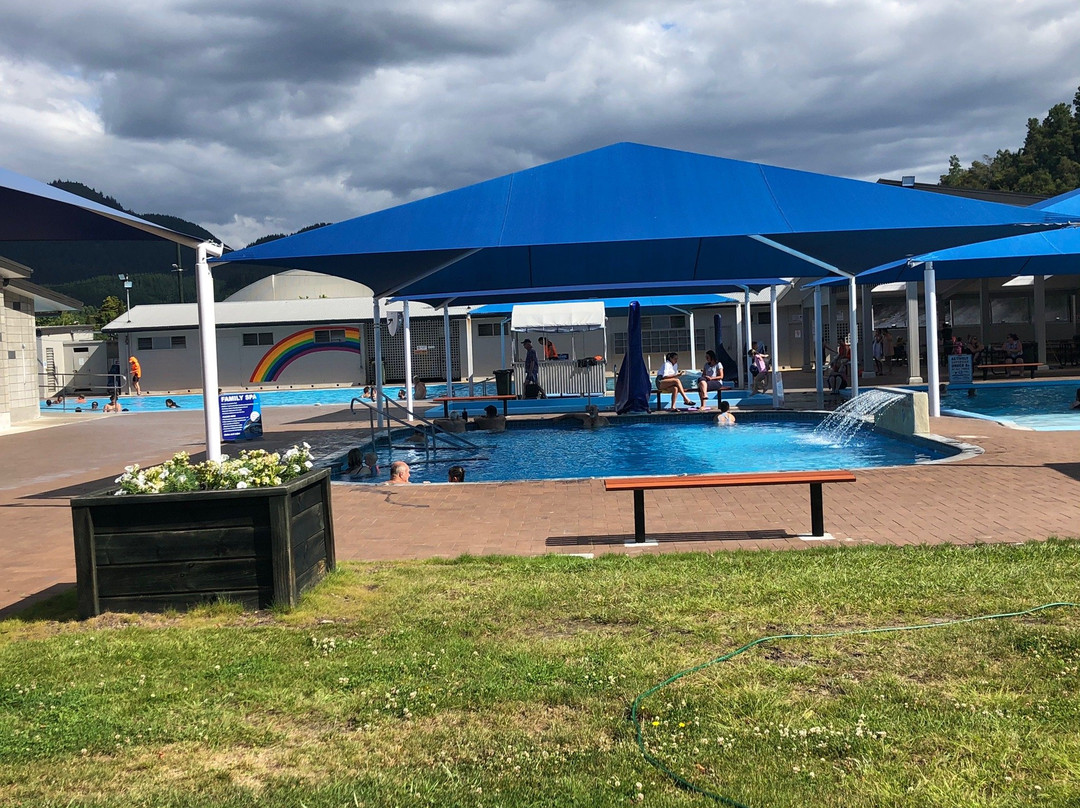 Kawerau hot pools景点图片