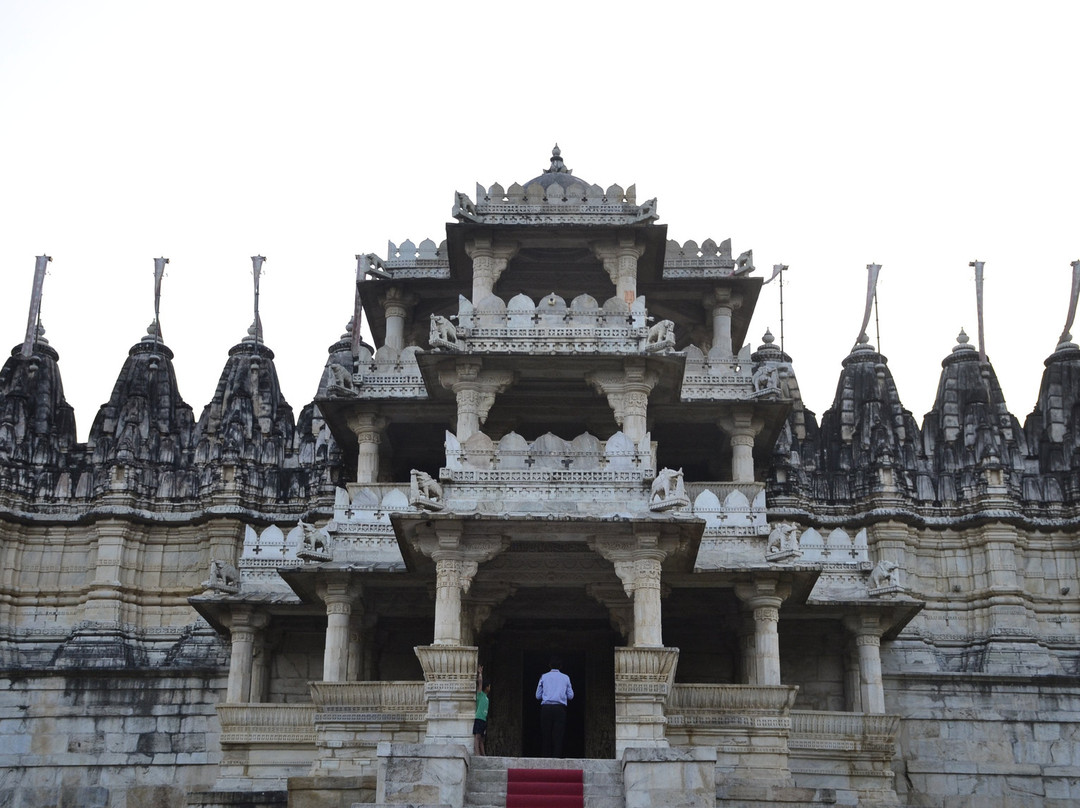 Adinath Temple景点图片