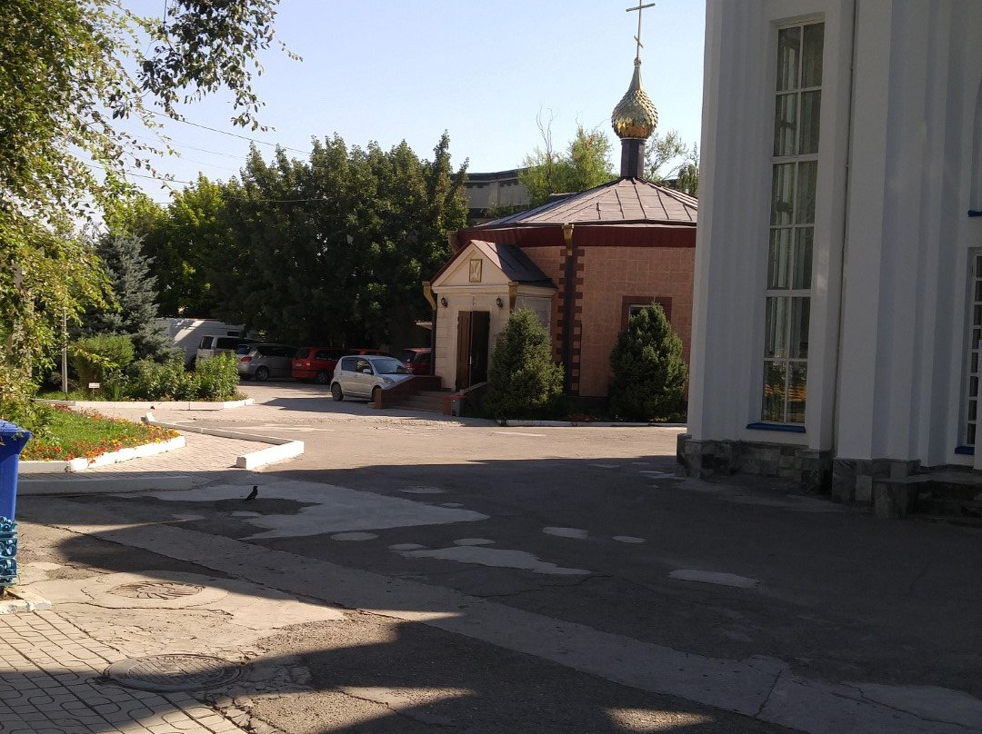 Holy Resurrection Cathedral-比斯凯克必去景点