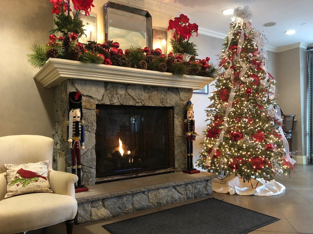 塞勒姆海滨酒店及套房主图