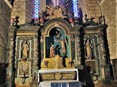 Eglise Saint-Genis-Saulgond必去景点