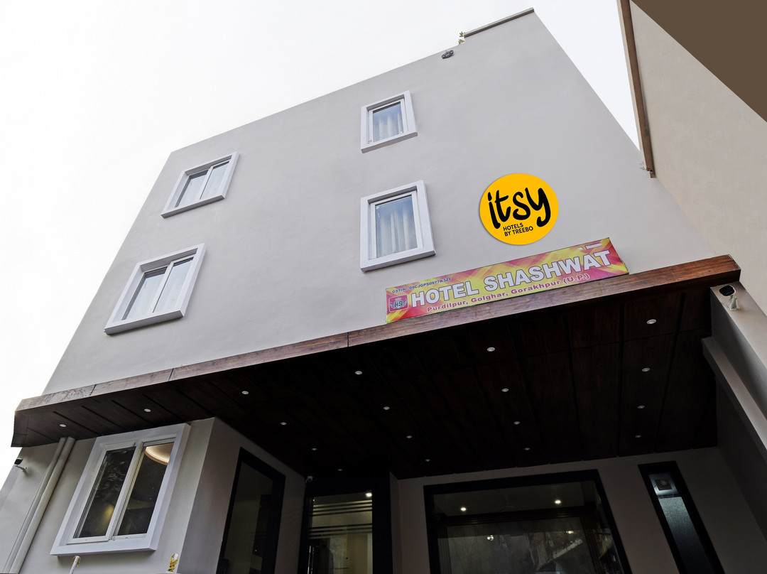 Itsy By Treebo - Shashwat