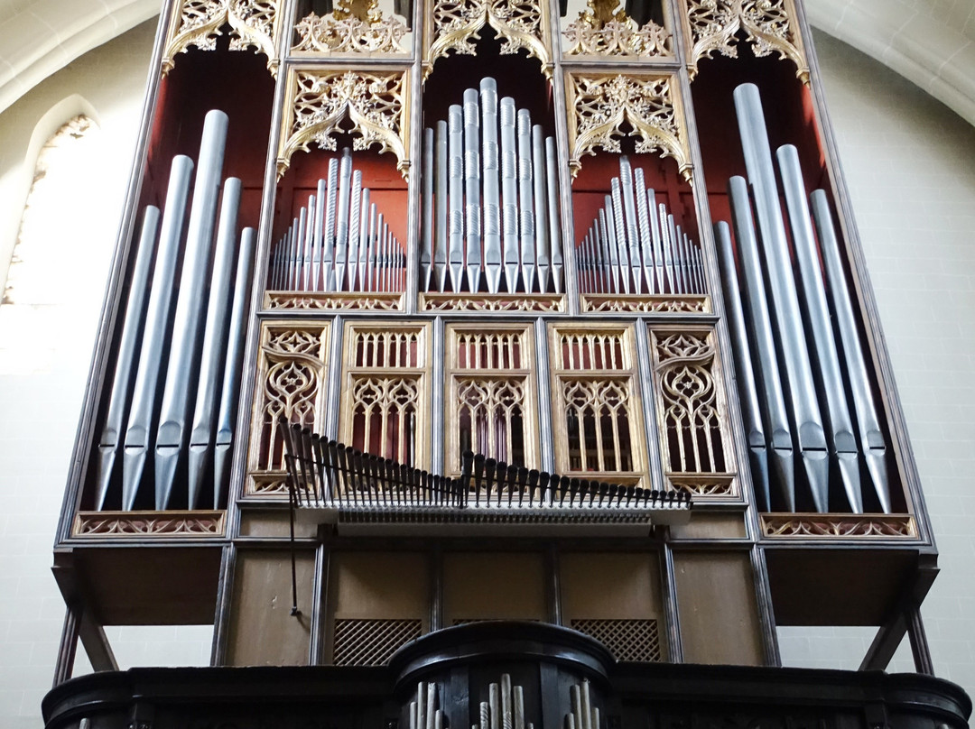 Iglesia Parroquial de San Pablo Apóstol-萨拉戈萨省必去景点