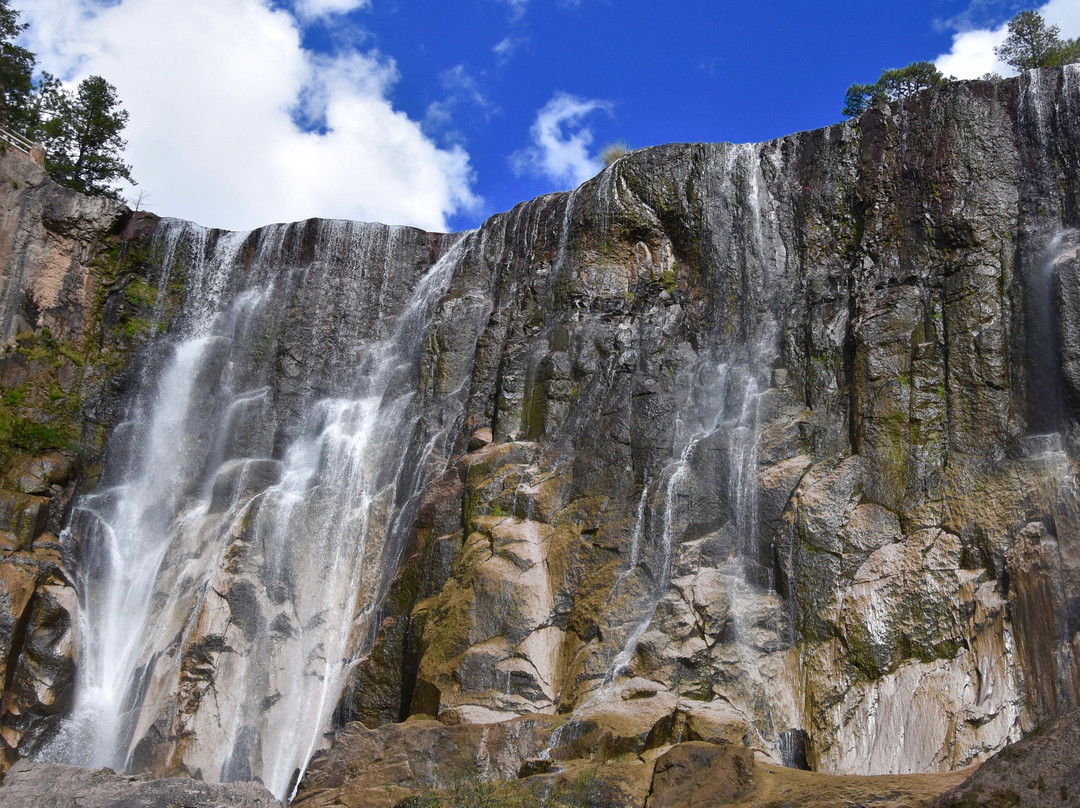 Cusarare Falls景点图片