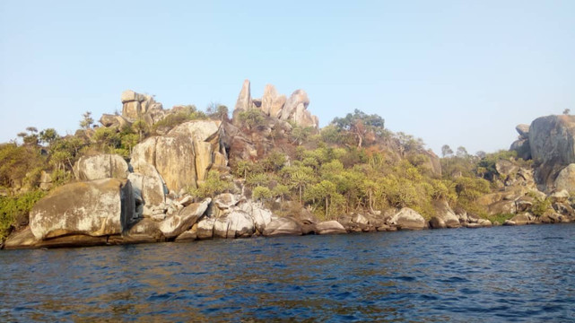 REMARKABLE TOURS & SAFARIS-Geita必去景点