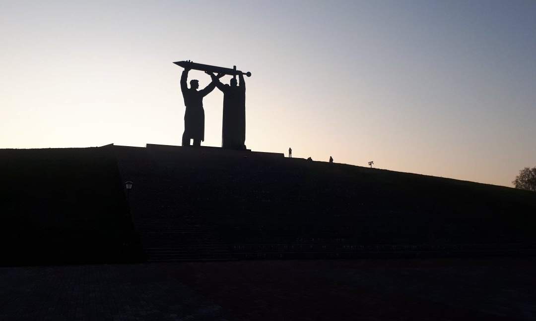 Tyl - Frontu Monument-Magnitogorsk必去景点