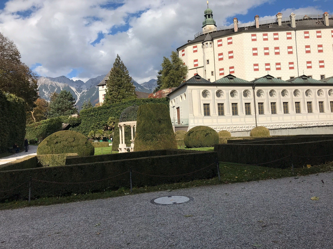 Schloss Ambras Innsbruck景点图片