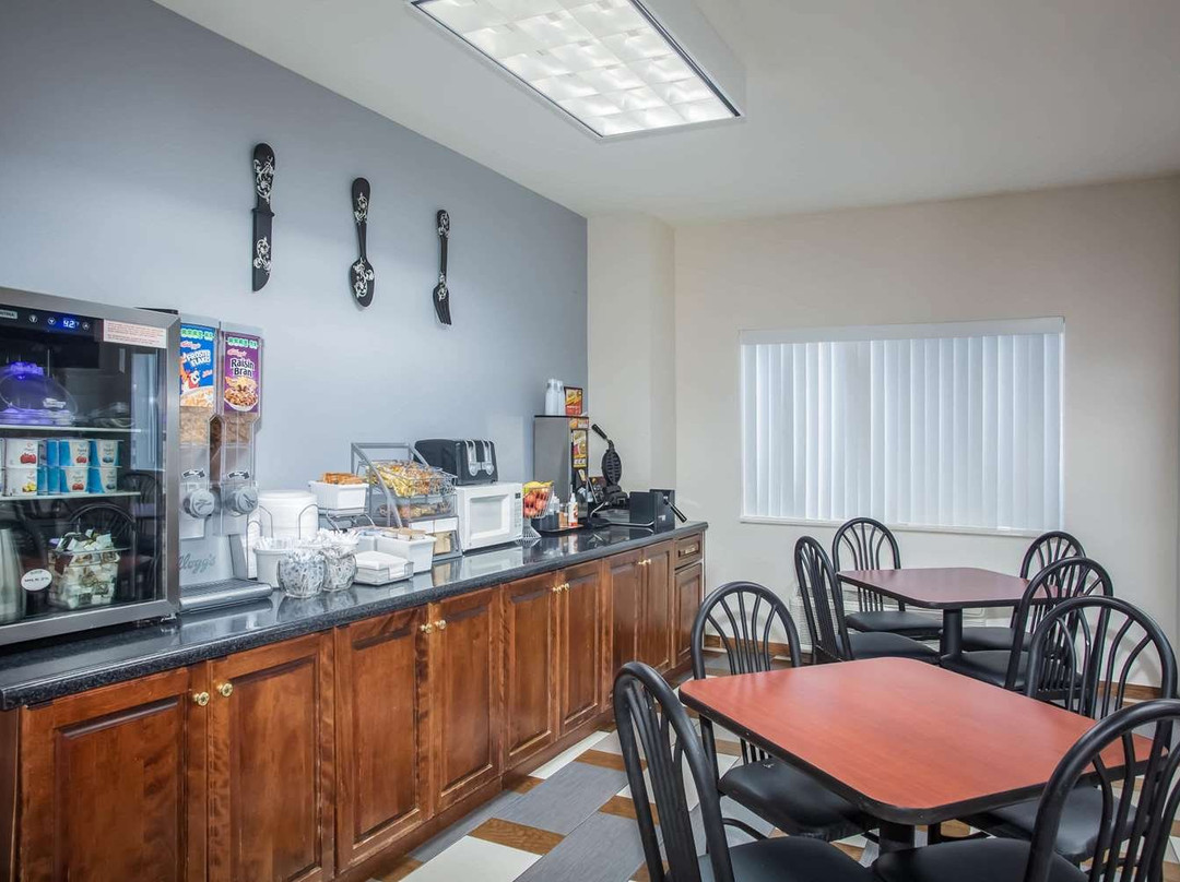 Super 8 by Wyndham Union主图