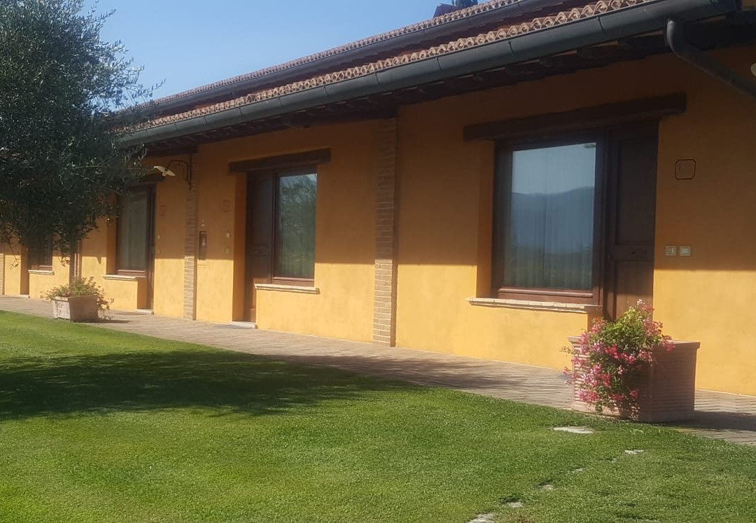 伊尔拜优黎莱斯天然温泉酒店主图