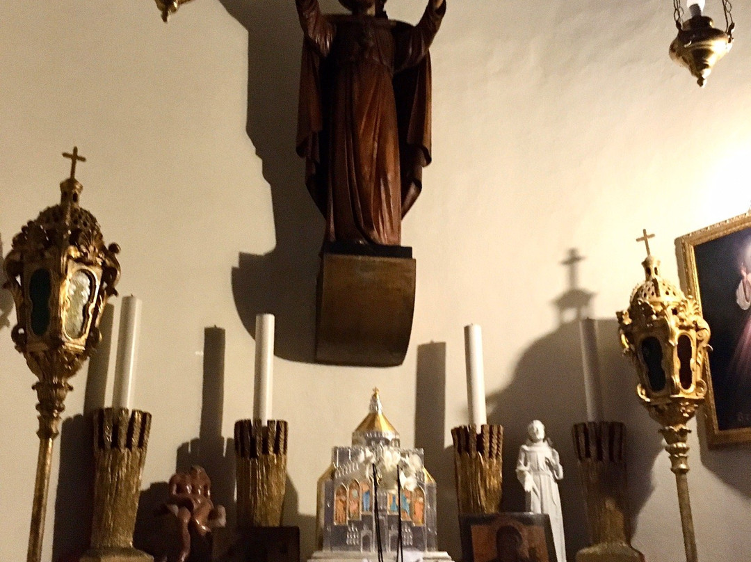Parrocchia di Sant'Eremete-福尔泰德伊马尔米必去景点