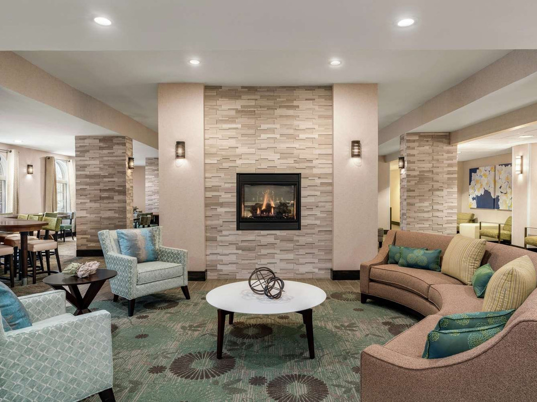 Homewood Suites by Hilton Providence-Warwick主图