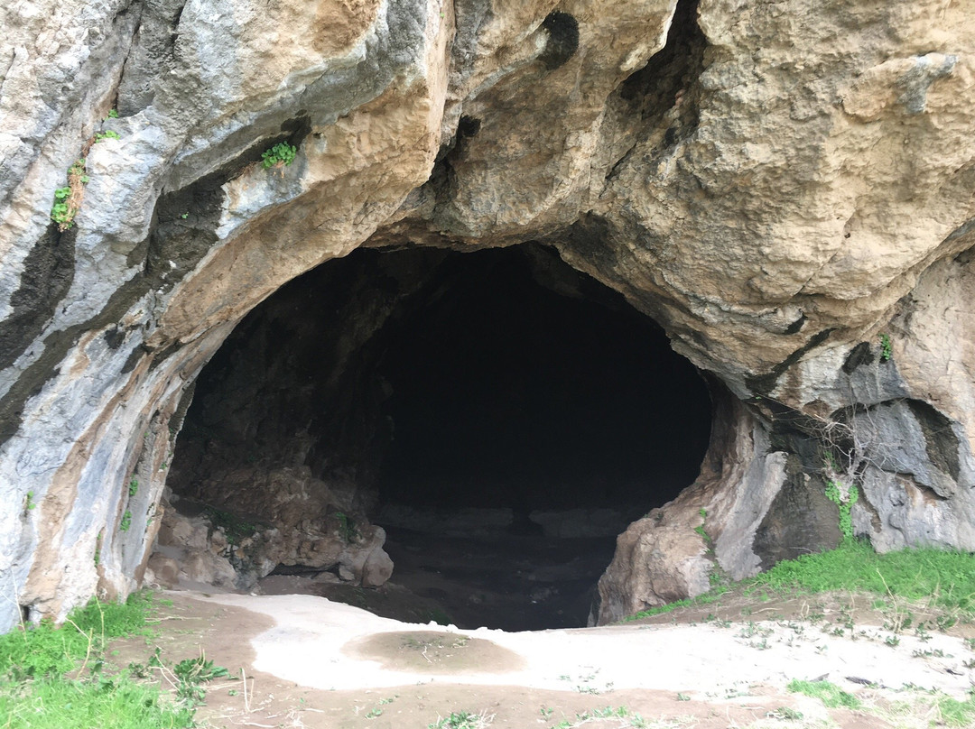 Hazar Merd Cave景点图片
