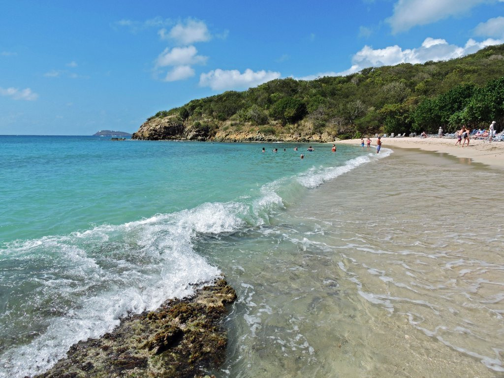 Abi Beach Bar-夏洛特阿马利亚必去景点