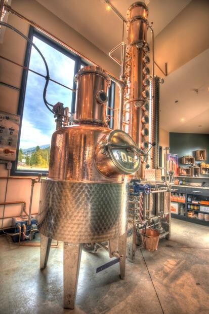The Dubh Glas Distillery景点图片