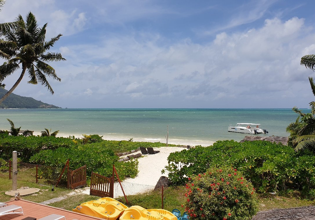 热带别墅酒店主图