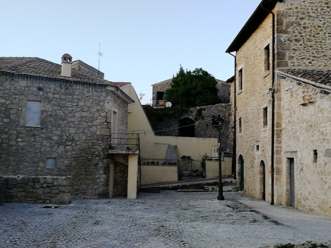 Castello dei Conti d'Aquino-Roccasecca必去景点