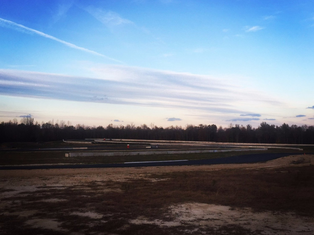 Bowling Green旅游景点-Dominion Speedway