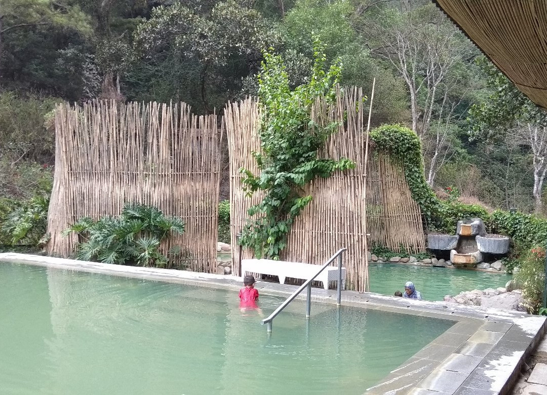 Maribaya Hot Springs-连旺必去景点