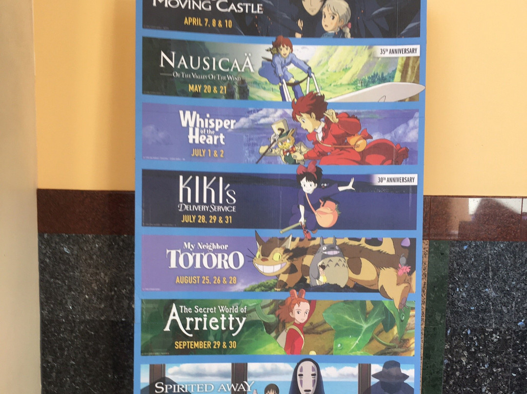 Edwards Brea Stadium West 10-Brea必去景点